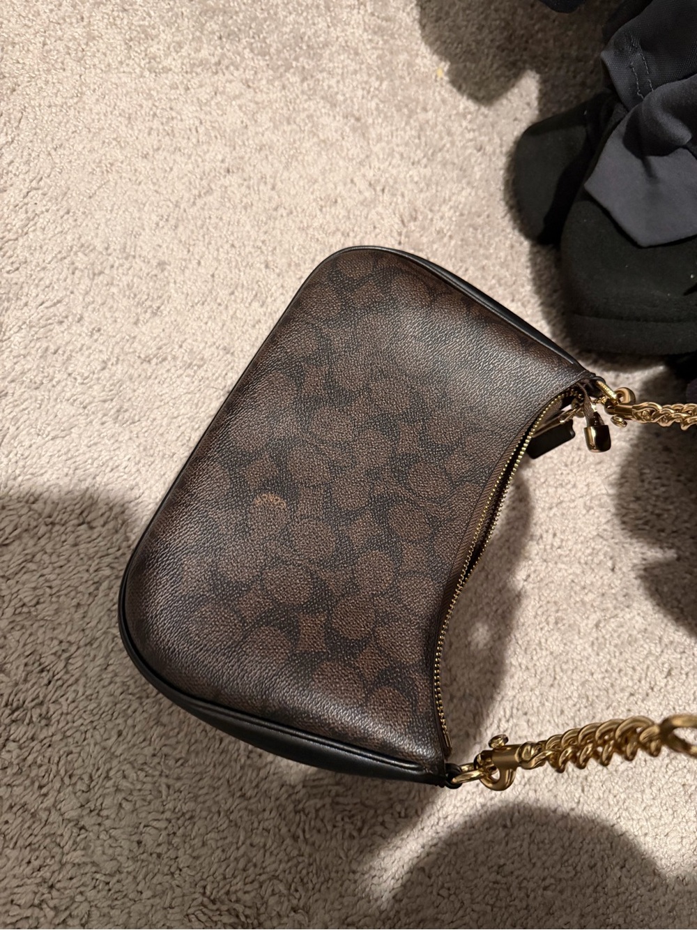 COACH Teri Dark Brown Shoulder Bag With Chain - Picture 3 of 6